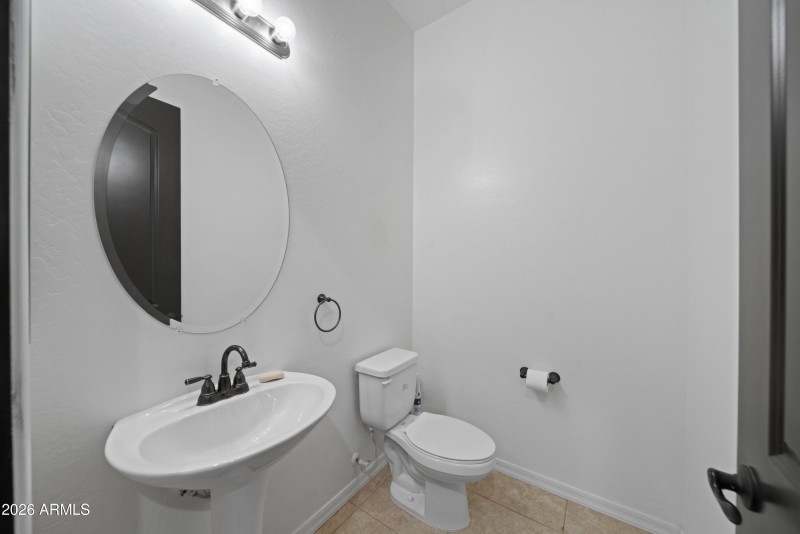 28621 N Bush St00041