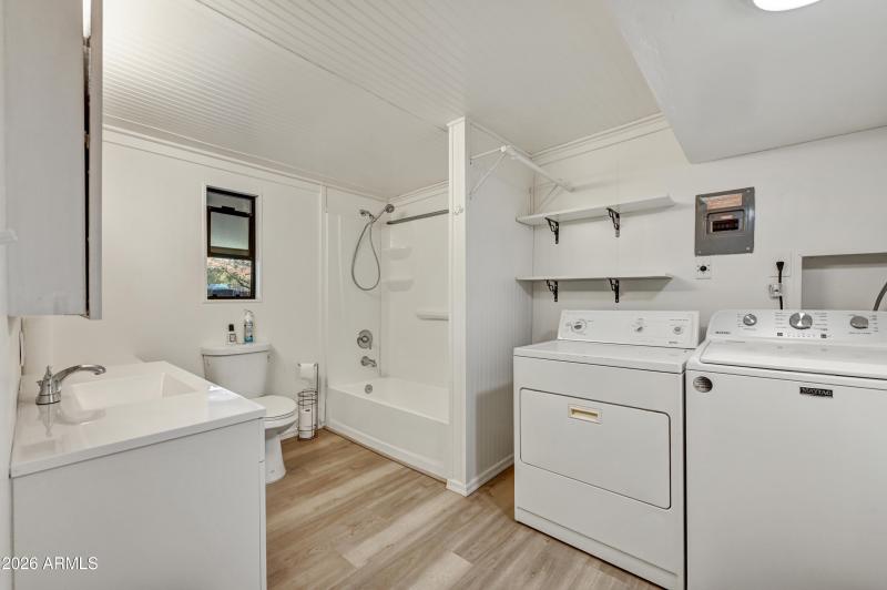 Back Bath - Laundry Room