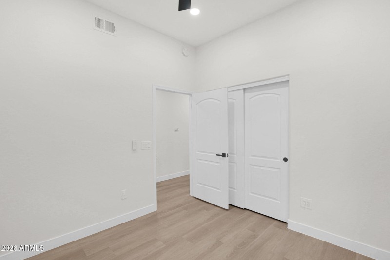 15-web-or-mls-P1448368