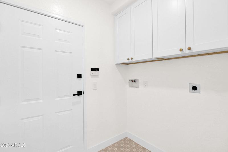 27-web-or-mls-P1448384