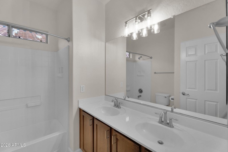 30-web-or-mls-54th Ave -36