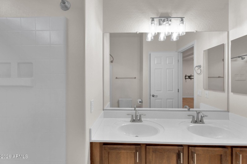 31-web-or-mls-54th Ave -37