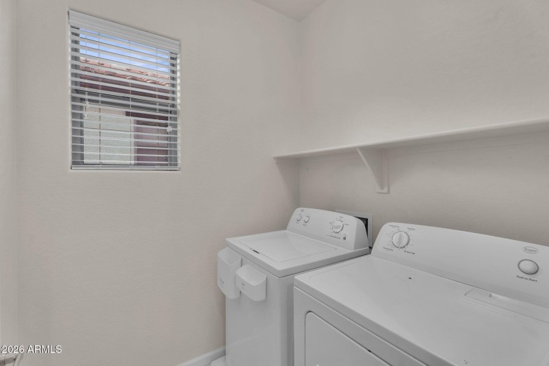 34-web-or-mls-54th Ave -35