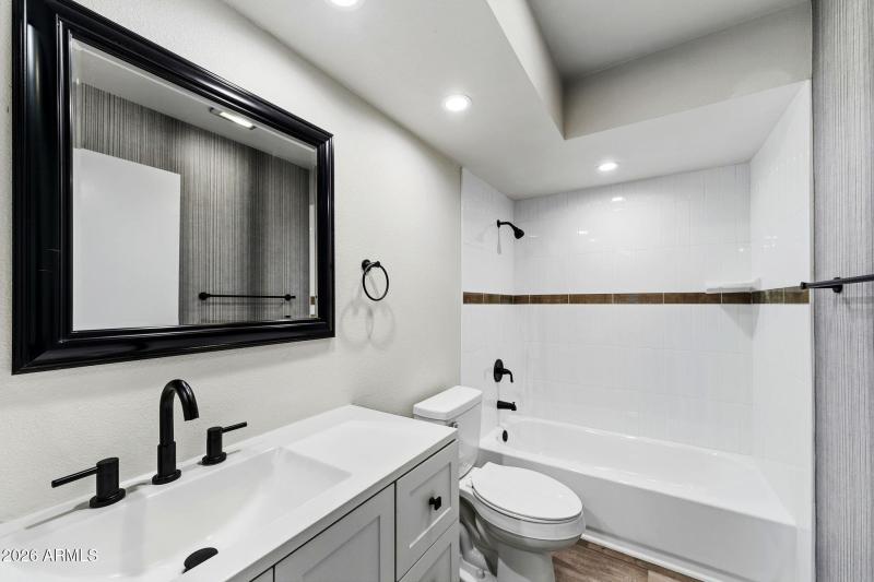 016__160 Leisure World