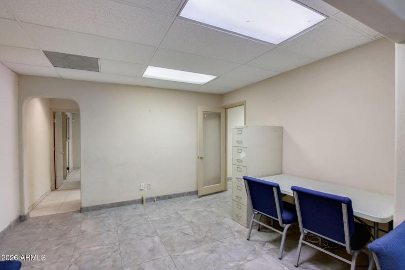 24-web-or-mls-4496 N Black Canyon Hwy -