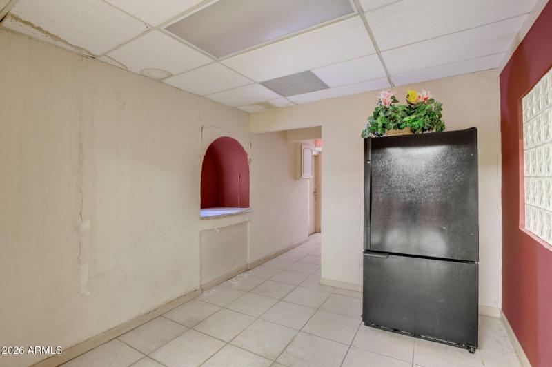 19-web-or-mls-4496 N Black Canyon Hwy -