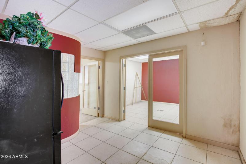 18-web-or-mls-4496 N Black Canyon Hwy -