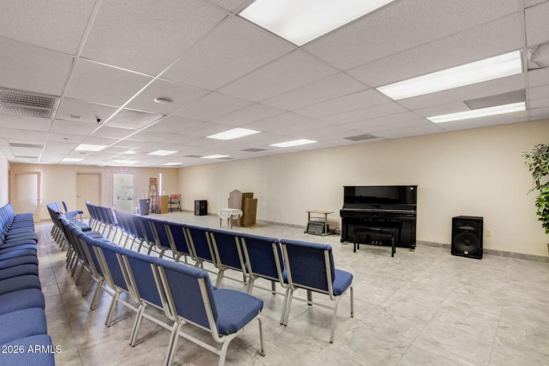 8-web-or-mls-4496 N Black Canyon Hwy - 0