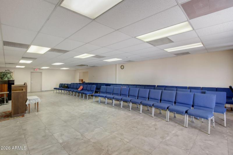 6-web-or-mls-4496 N Black Canyon Hwy - 0