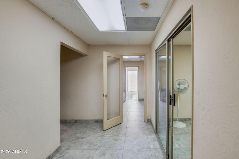 28-web-or-mls-4496 N Black Canyon Hwy -