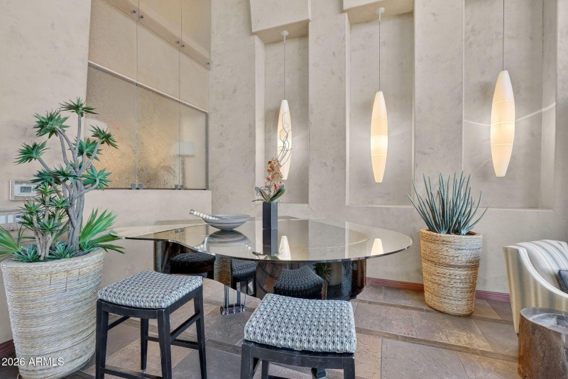 27-web-or-mls-27-E Princess Dr 2153