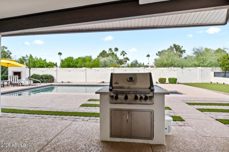 20251011164651344376000000-o