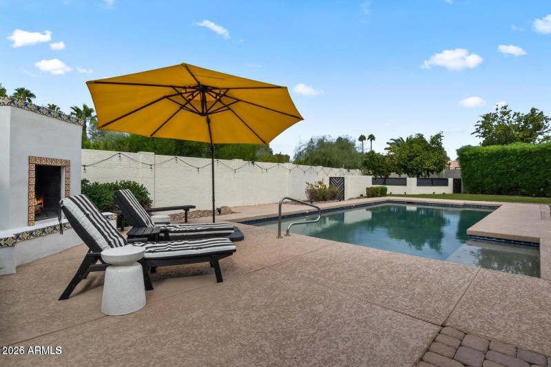 20251011164649799526000000-o