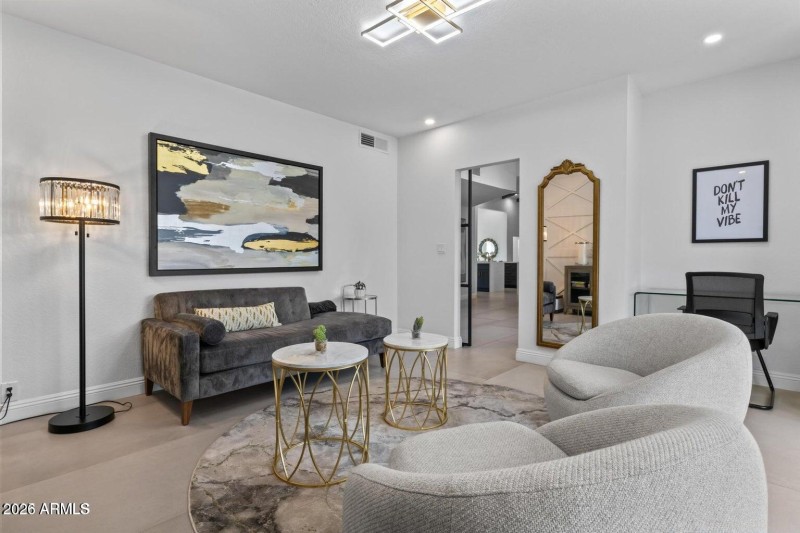 20251011164623119233000000-o