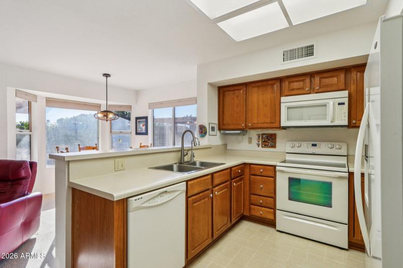 18-web-or-mls-W Panther Dr-S2001-018