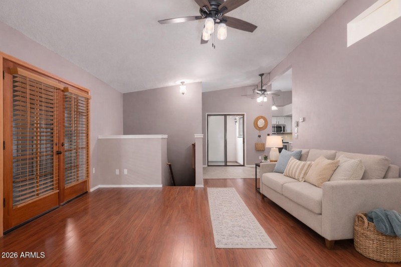 04 Dreamy Draw AI Furniture