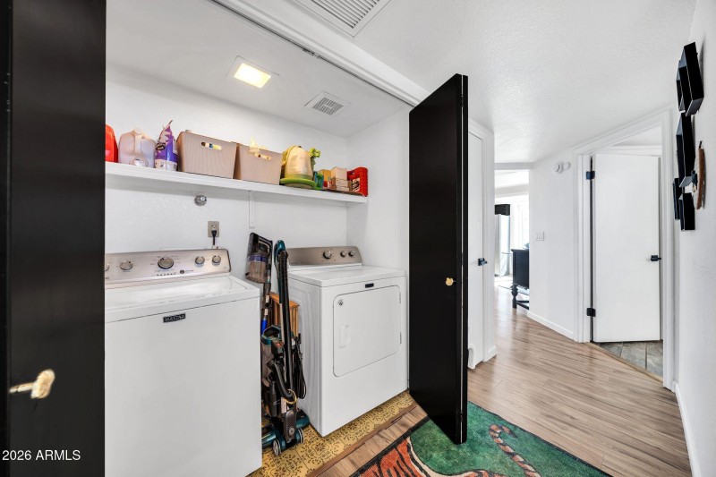 8044 W Columbine Dr-19