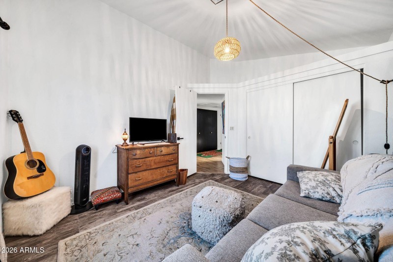 8044 W Columbine Dr-22