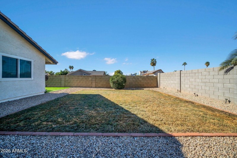 8044 W Columbine Dr-25