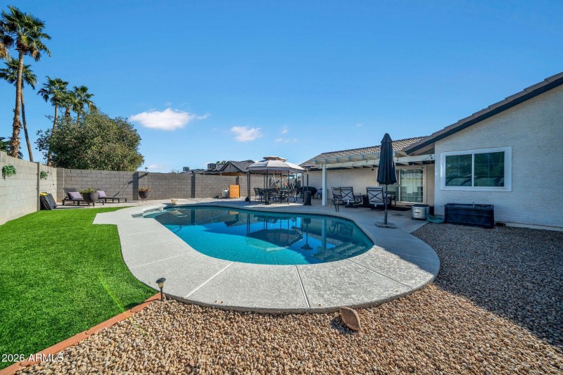 8044 W Columbine Dr-26