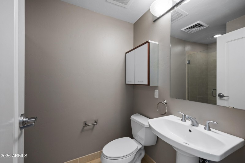 310 S 4th St unit 1710-21