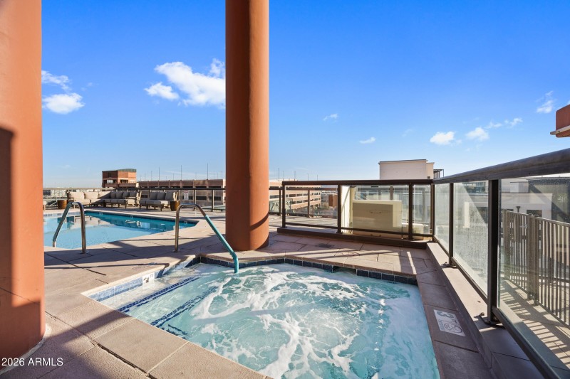 310 S 4th St unit 1710-40