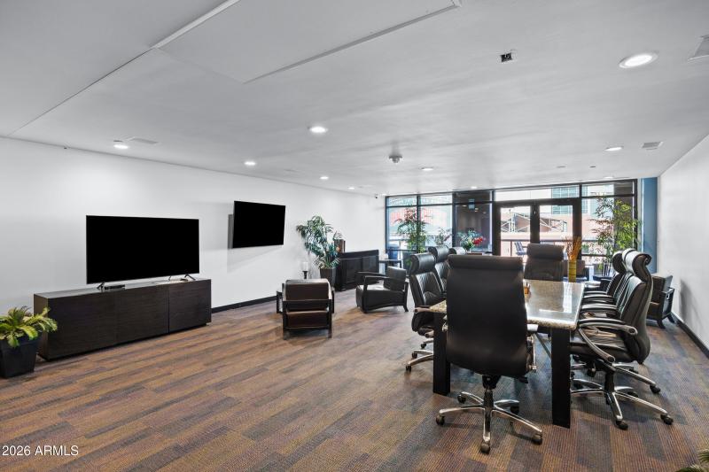 310 S 4th St unit 1710-42