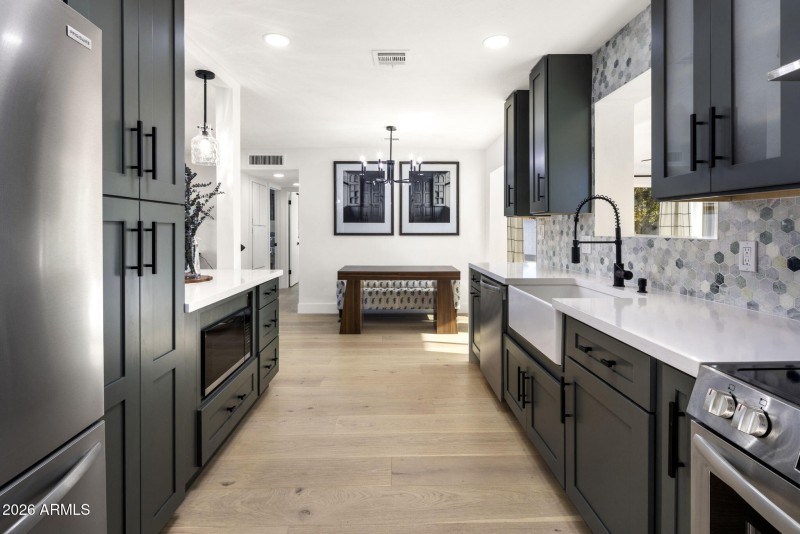 Stainless appliances