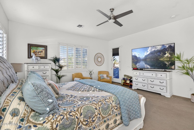 25-web-or-mls-49- S 228th Pl