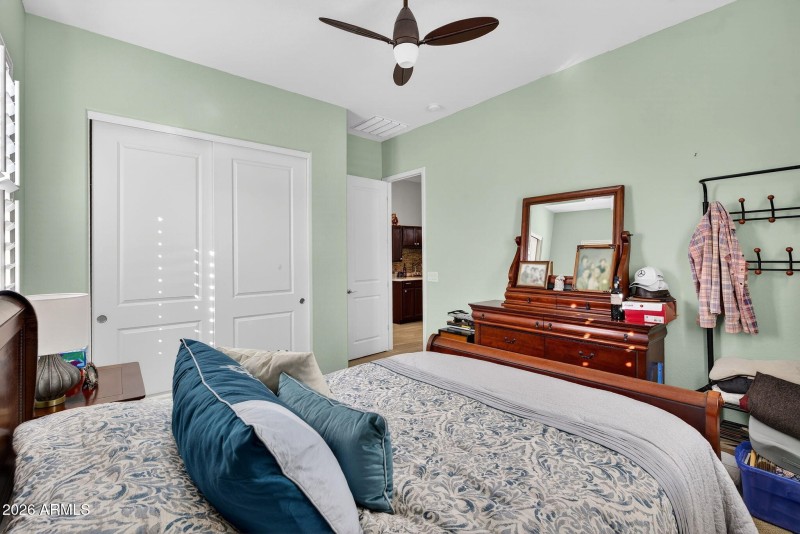 39-web-or-mls-24- S 228th Pl