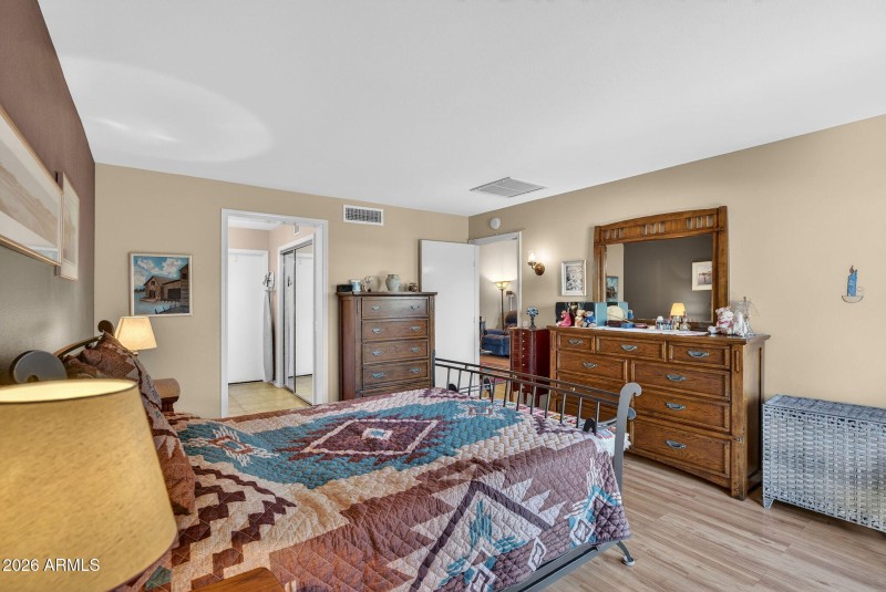 25-web-or-mls-24- Bolero Dr