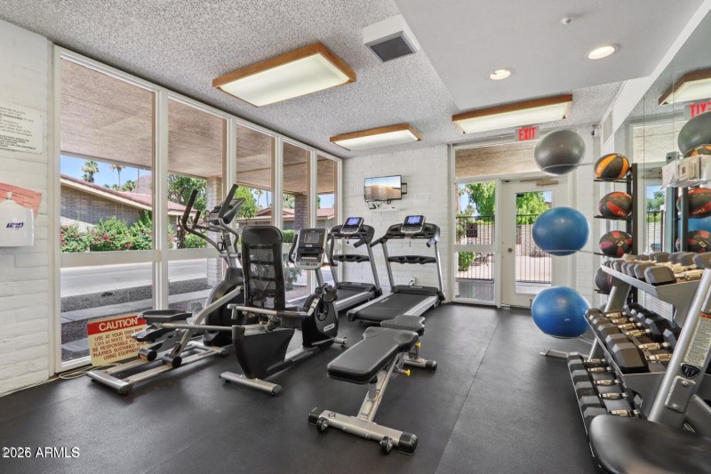 20250618195540738789000000-o