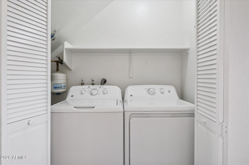 Washer : Dryer Included