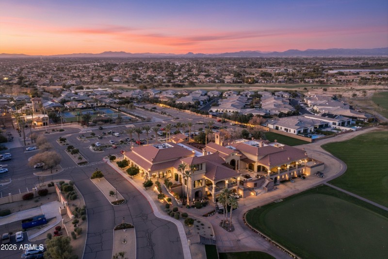 93-Seville-Amenities-11