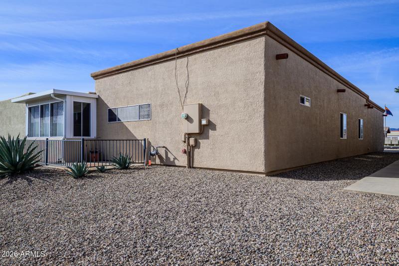 007 - 511 S. Clubhouse Lane