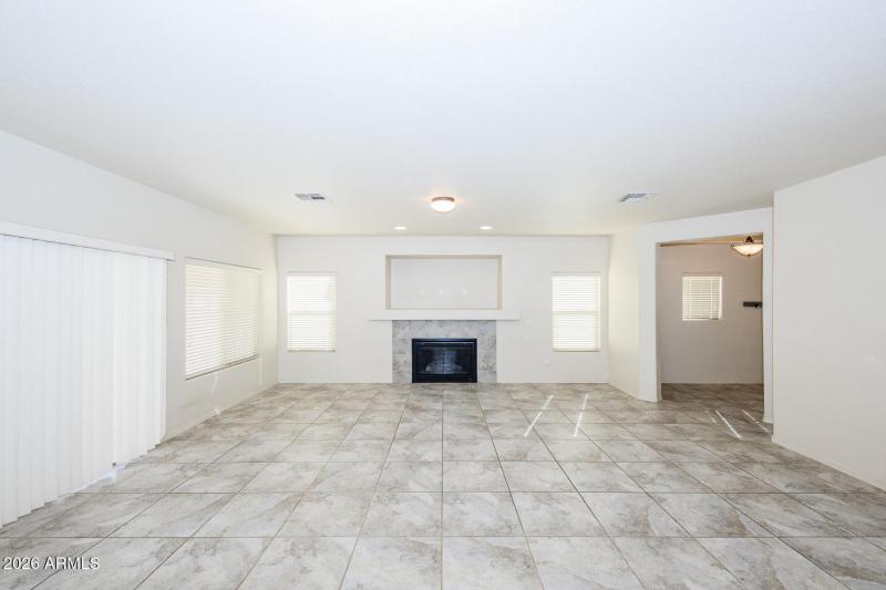 014 - 5483 Waco Drive