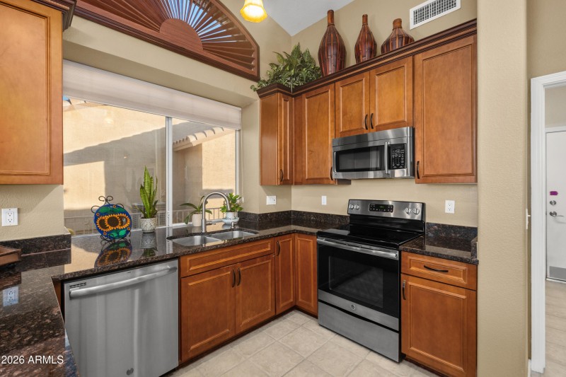 8054-E-Birdie-Lane-20