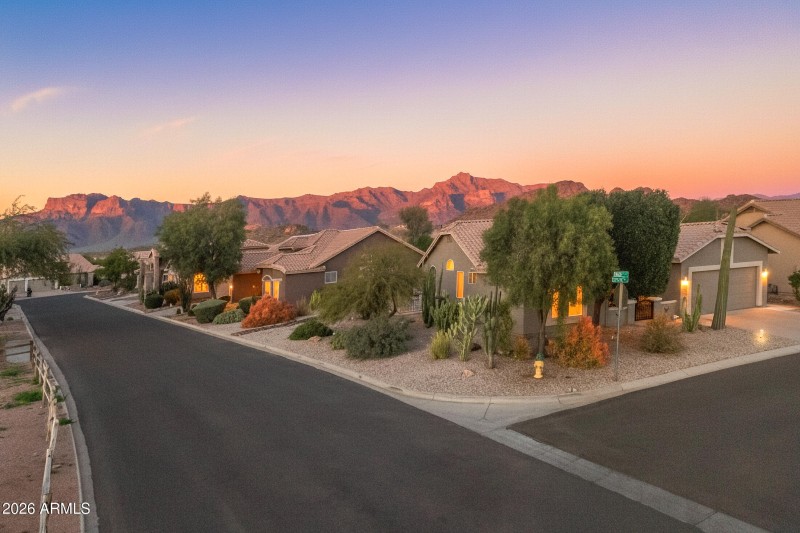 8054-E-Birdie-Lane-5