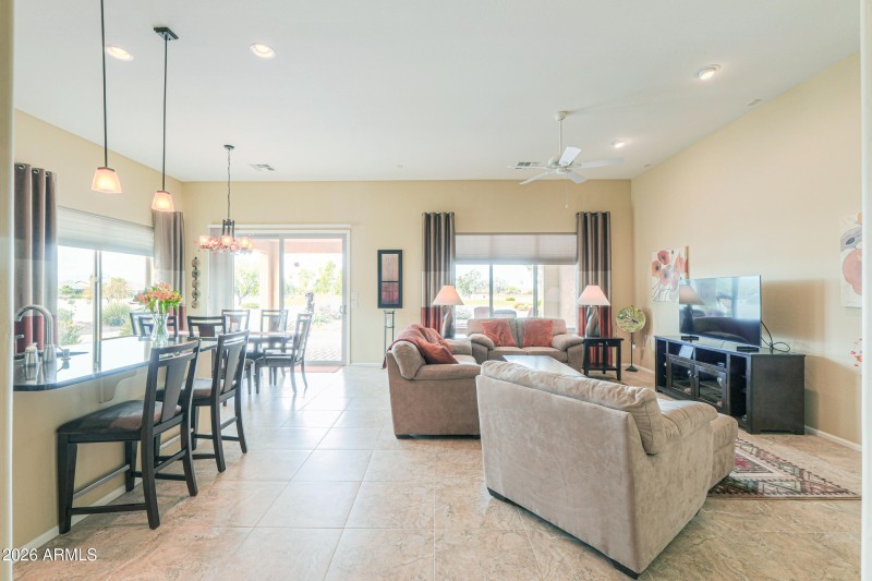 18" x 18" tile flooring