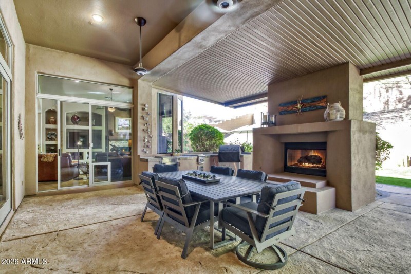 Dramatic Masonry Gas Fireplace