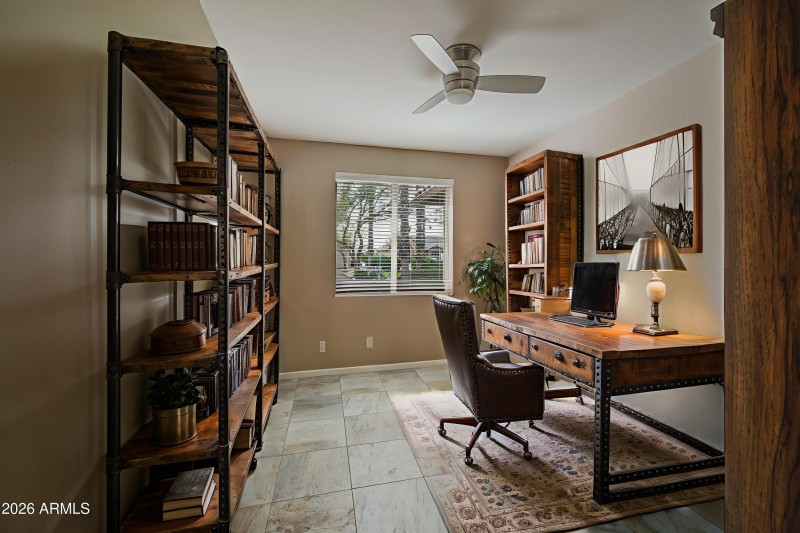 Den-1 - Home Office - Industrial - 12