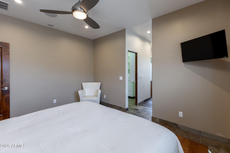 2517 North 8th St-16