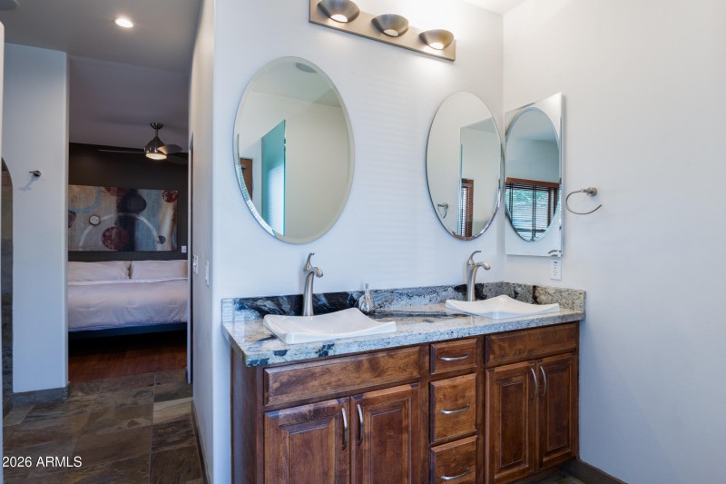 2517 North 8th St-21