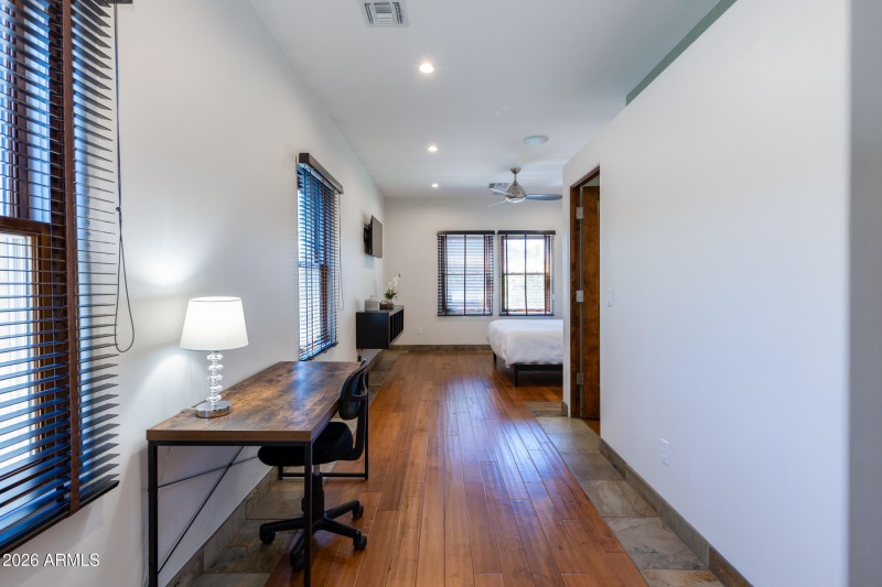 2517 North 8th St-22