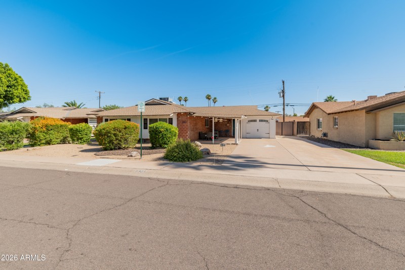 8301 E Monterosa St-48