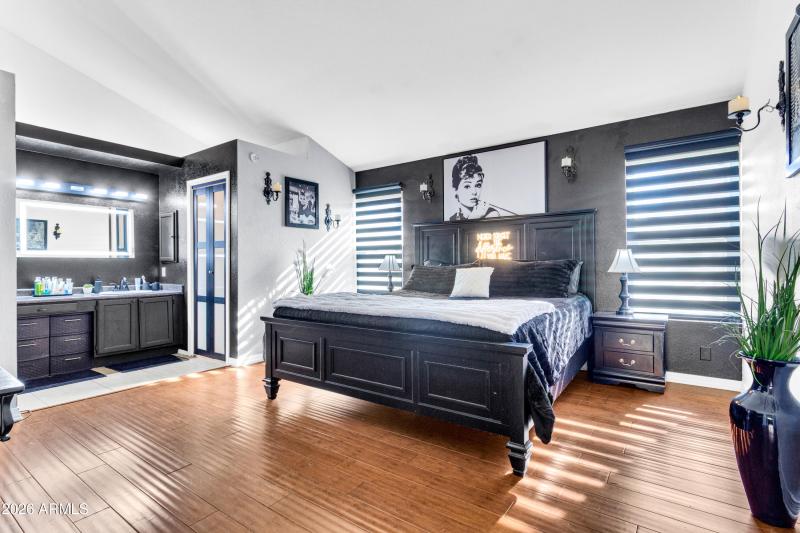 5059 W Chicago Cir S-18