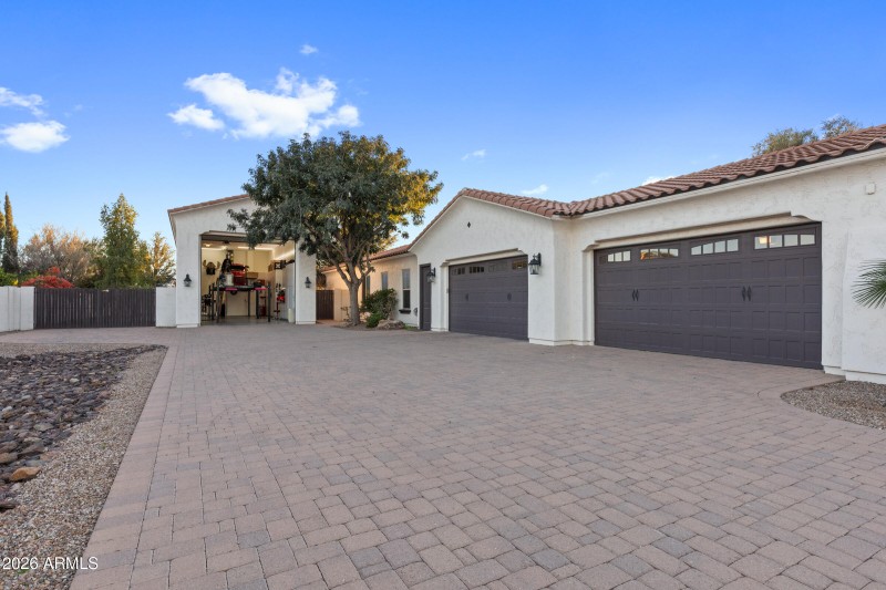 2923 E Fruitvale Ave-103