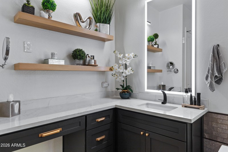 2923 E Fruitvale Ave-55