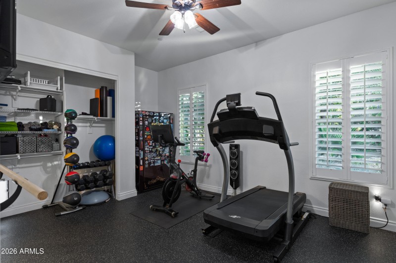 2923 E Fruitvale Ave-62