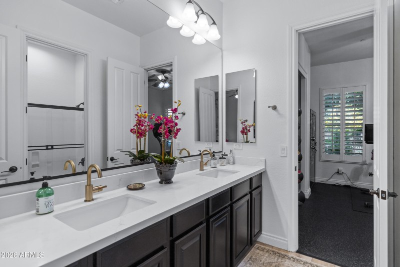 2923 E Fruitvale Ave-64